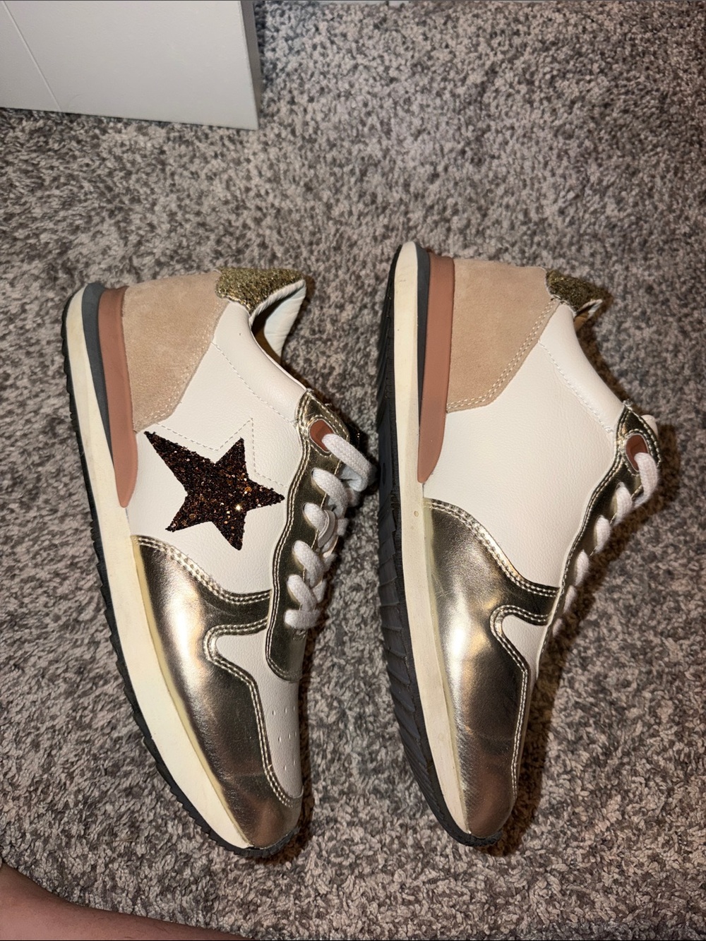 Women’s White and Gold Vintage Havana Sneakers - Picture 2 of 4